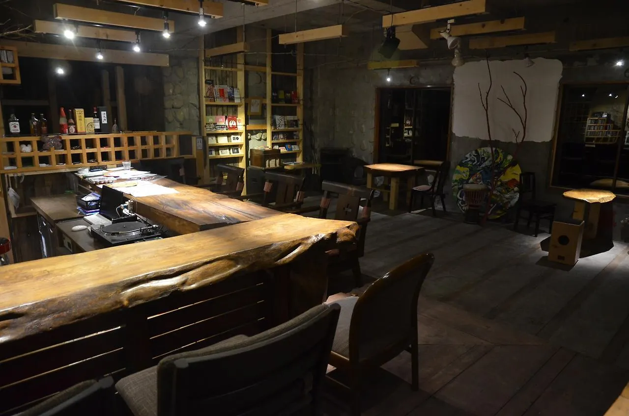 Artinn 極寒藝術伝染装置 Teshikaga Locanda